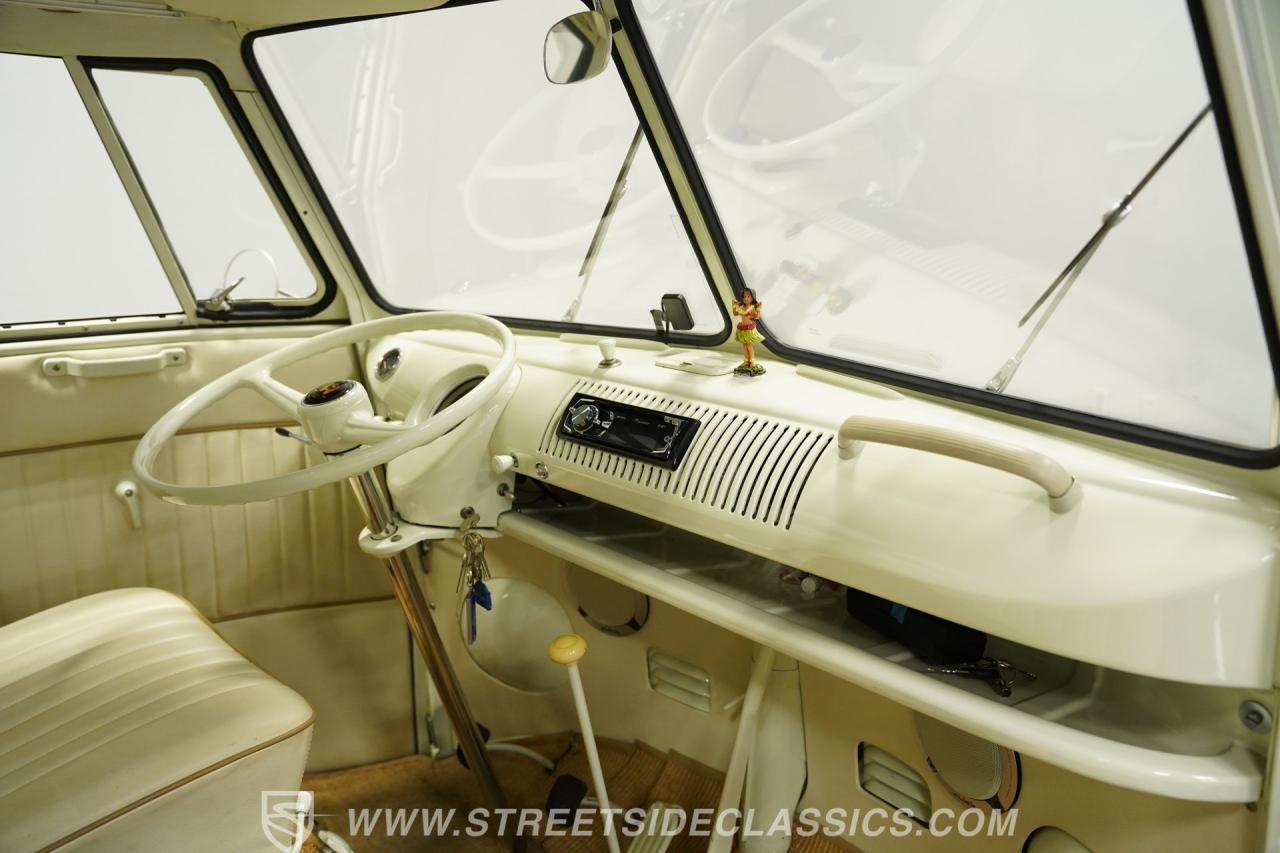 1966 Volkswagen Type 2 Weekender