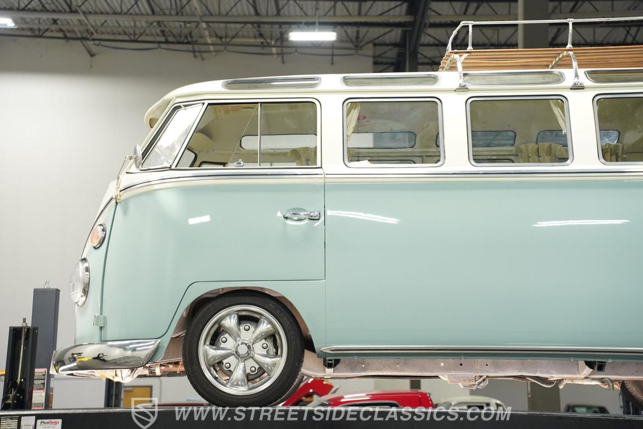 1966 Volkswagen Type 2 Weekender