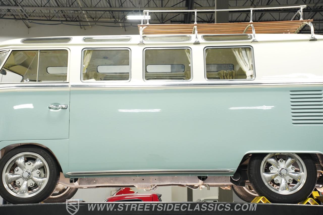 1966 Volkswagen Type 2 Weekender