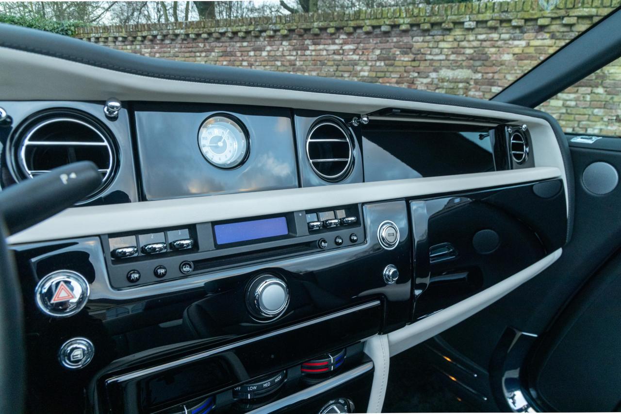 2009 Rolls - Royce Phantom Drophead Coup&eacute; &ldquo;One of the finest&rdquo;