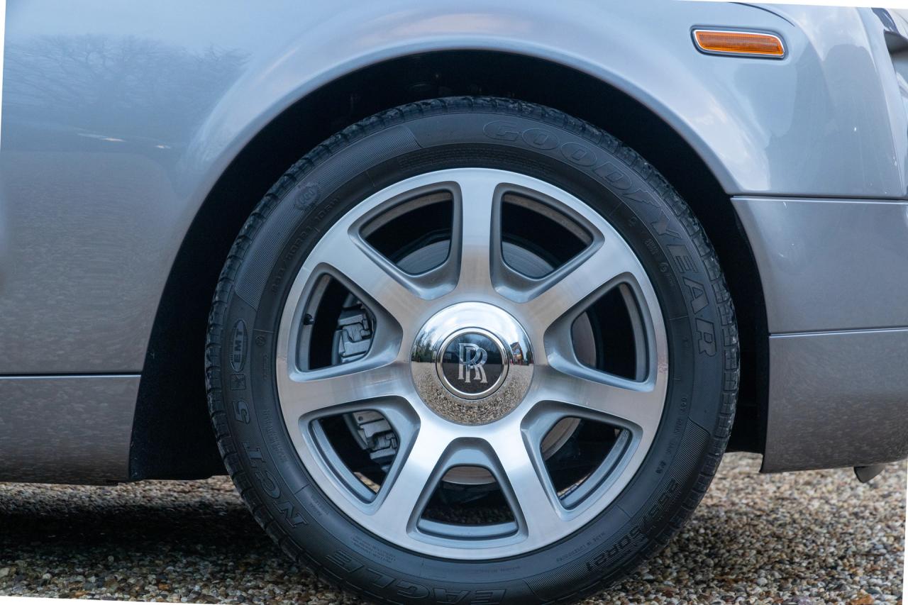 2009 Rolls - Royce Phantom Drophead Coup&eacute; &ldquo;One of the finest&rdquo;