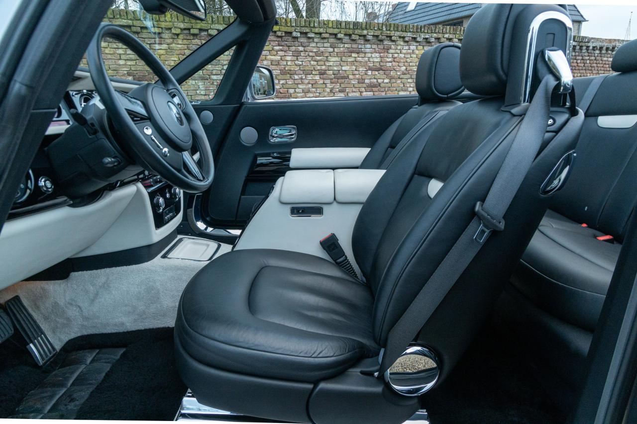 2009 Rolls - Royce Phantom Drophead Coup&eacute; &ldquo;One of the finest&rdquo;