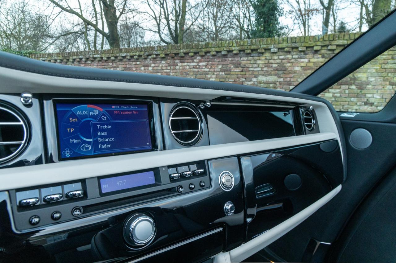 2009 Rolls - Royce Phantom Drophead Coup&eacute; &ldquo;One of the finest&rdquo;