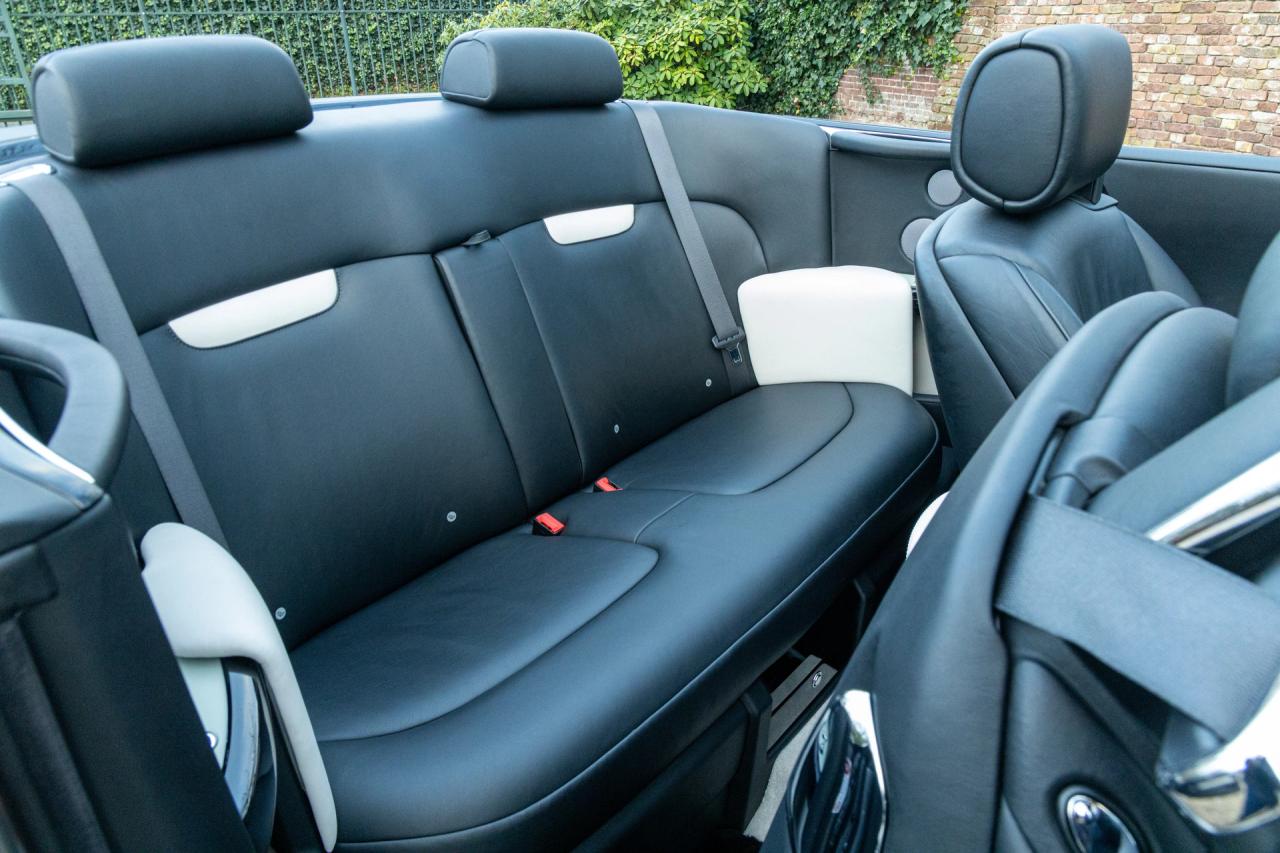 2009 Rolls - Royce Phantom Drophead Coup&eacute; &ldquo;One of the finest&rdquo;