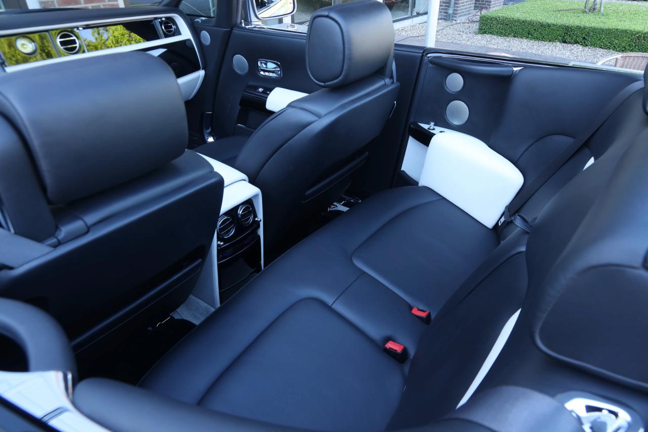 2009 Rolls - Royce Phantom Drophead Coup&eacute; &ldquo;One of the finest&rdquo;