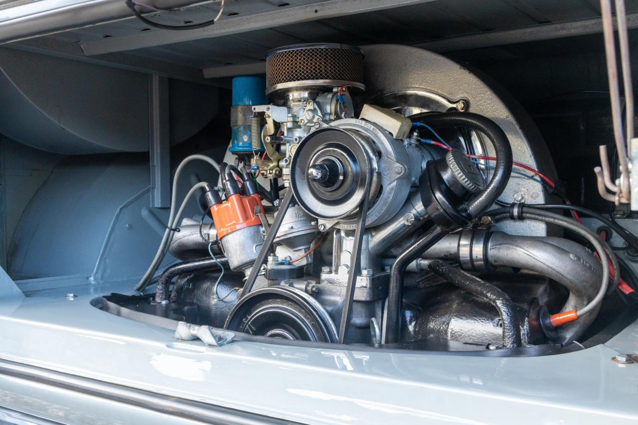 1967 Volkswagen T1 &ldquo;Samba-Customized&rdquo;/ Micro Bus