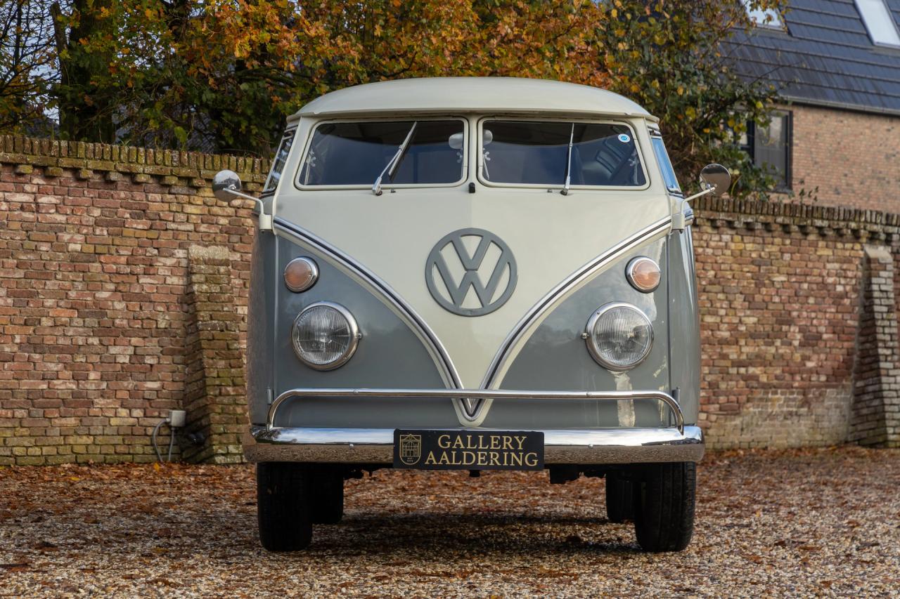 1967 Volkswagen T1 &ldquo;Samba-Customized&rdquo;/ Micro Bus