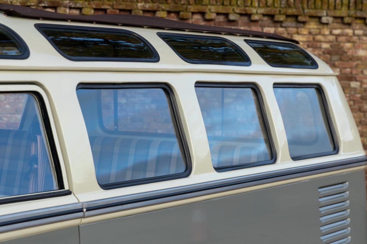 1967 Volkswagen T1 &ldquo;Samba-Customized&rdquo;/ Micro Bus