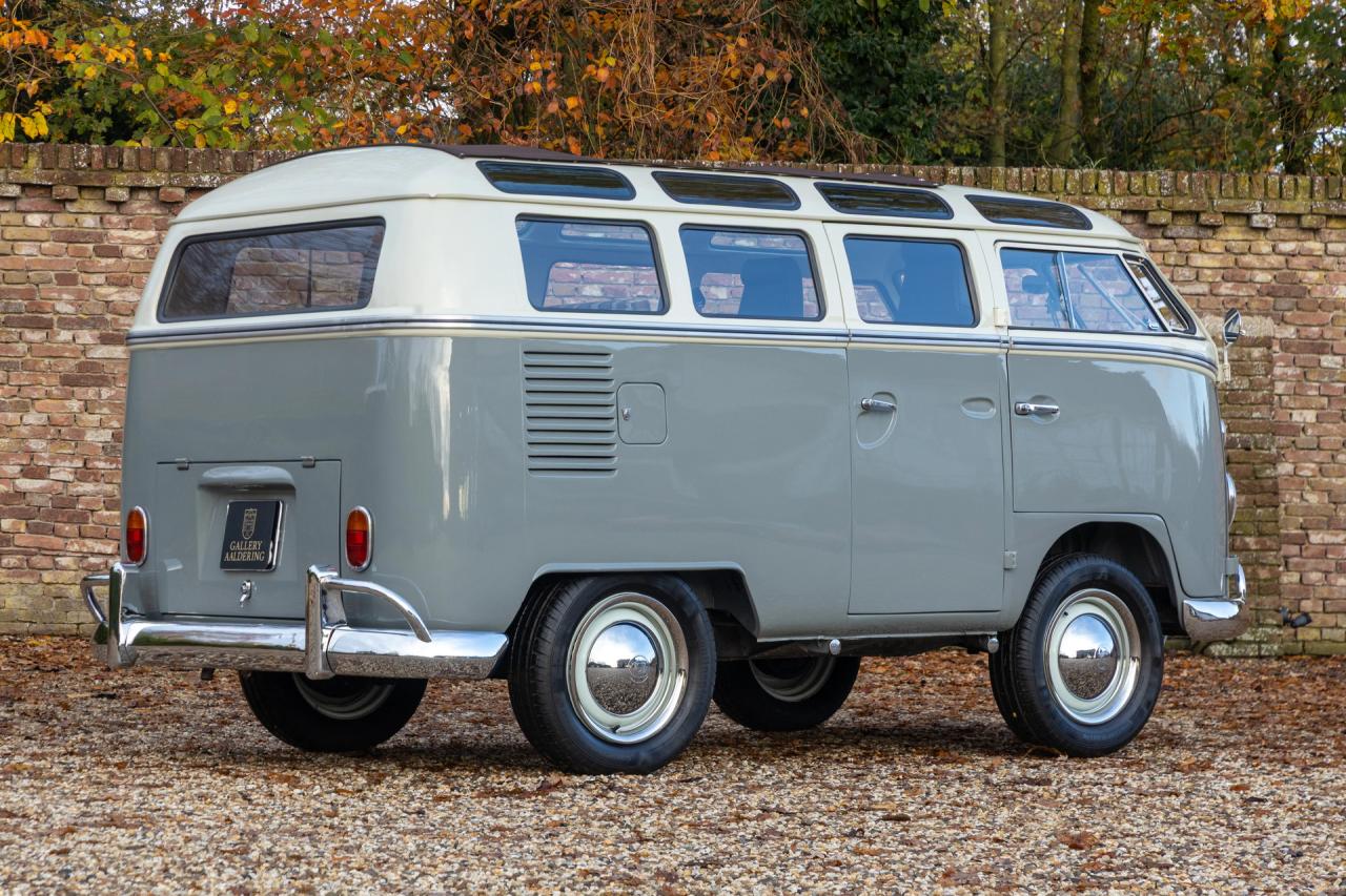 1967 Volkswagen T1 &ldquo;Samba-Customized&rdquo;/ Micro Bus