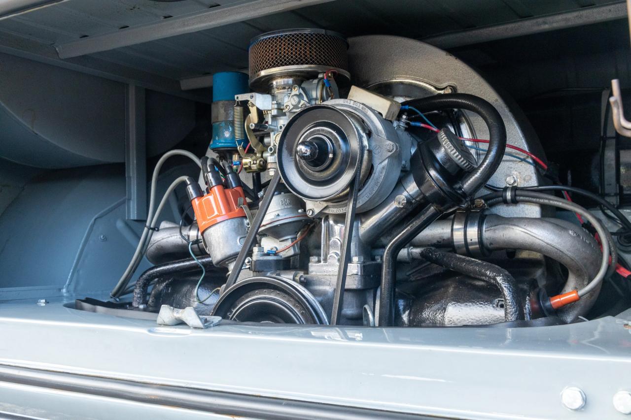 1967 Volkswagen T1 &ldquo;Samba-Customized&rdquo;/ Micro Bus