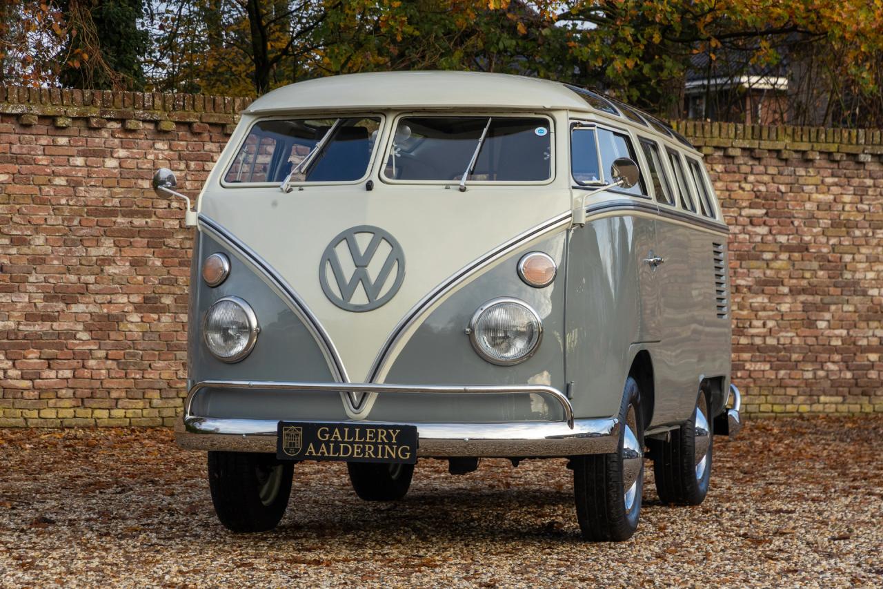 1967 Volkswagen T1 &ldquo;Samba-Customized&rdquo;/ Micro Bus