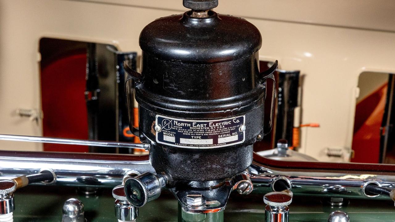 1929 Packard 640 Custom Eight Runabout