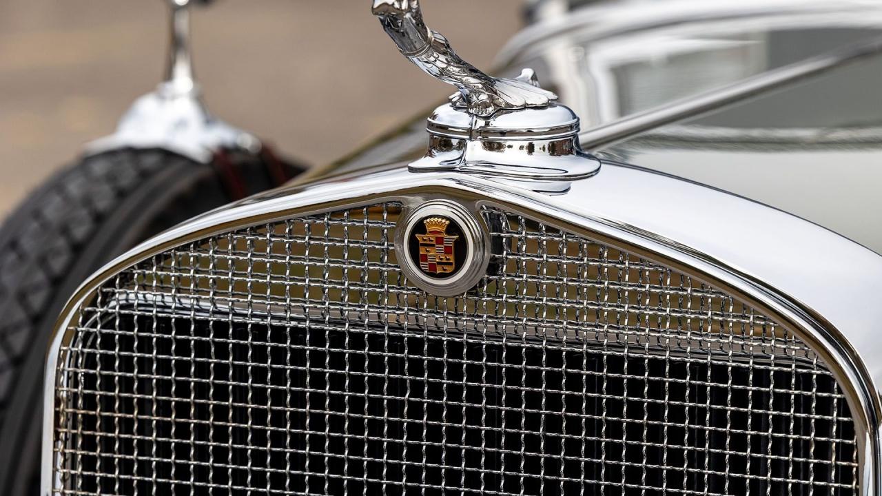 1931 Cadillac Series 355A V-8 Fleetwood Convertible Coupe