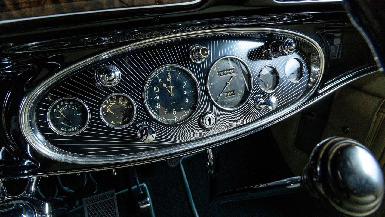 1931 Cadillac Series 355A V-8 Fleetwood Convertible Coupe