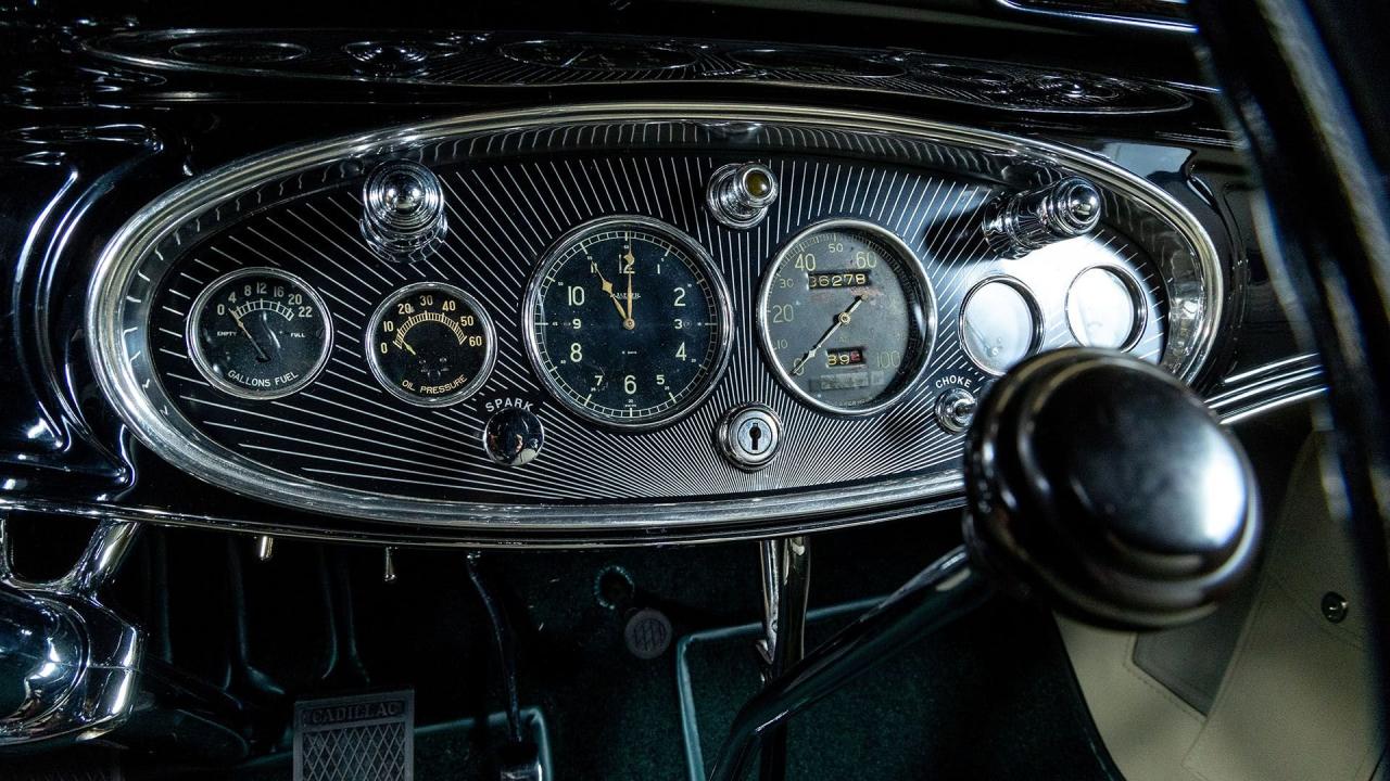 1931 Cadillac Series 355A V-8 Fleetwood Convertible Coupe