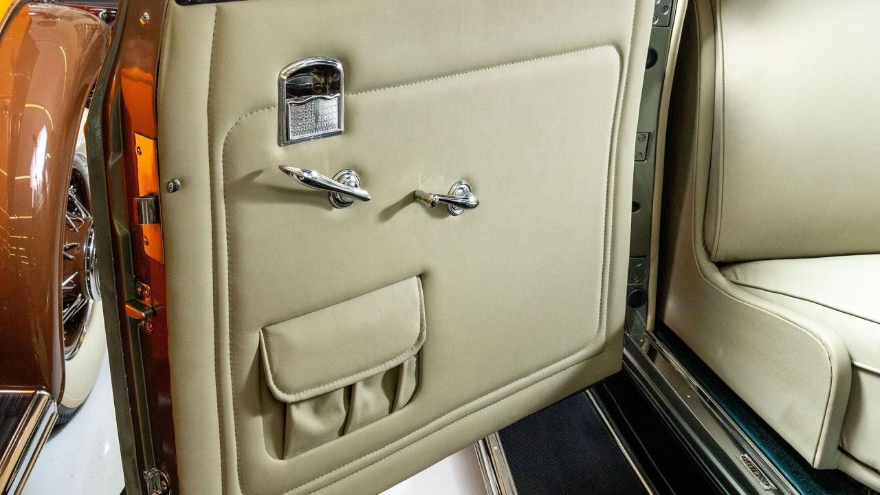 1931 Cadillac Series 355A V-8 Fleetwood Convertible Coupe