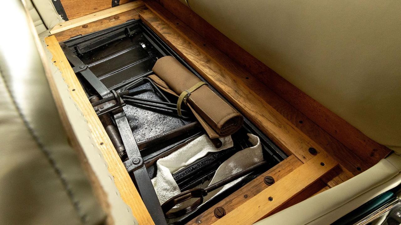 1931 Cadillac Series 355A V-8 Fleetwood Convertible Coupe