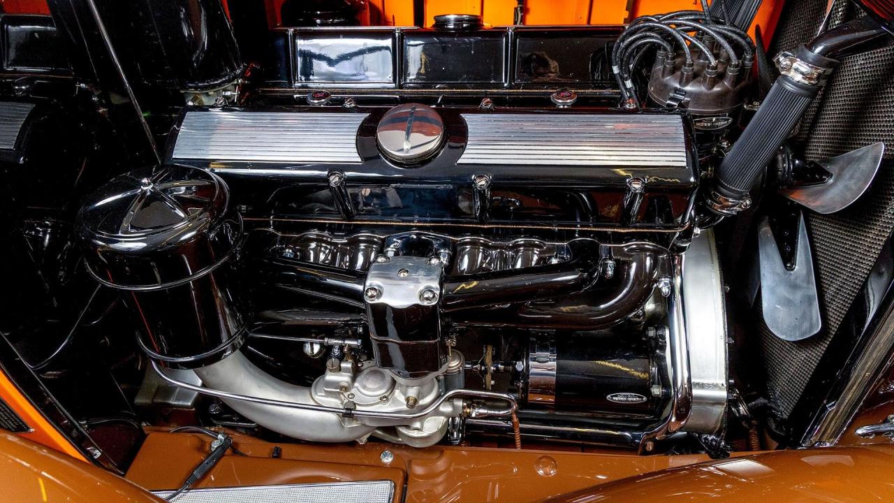 1931 Cadillac Series 370A V-12 Fleetwood Five-Passenger Phaeton