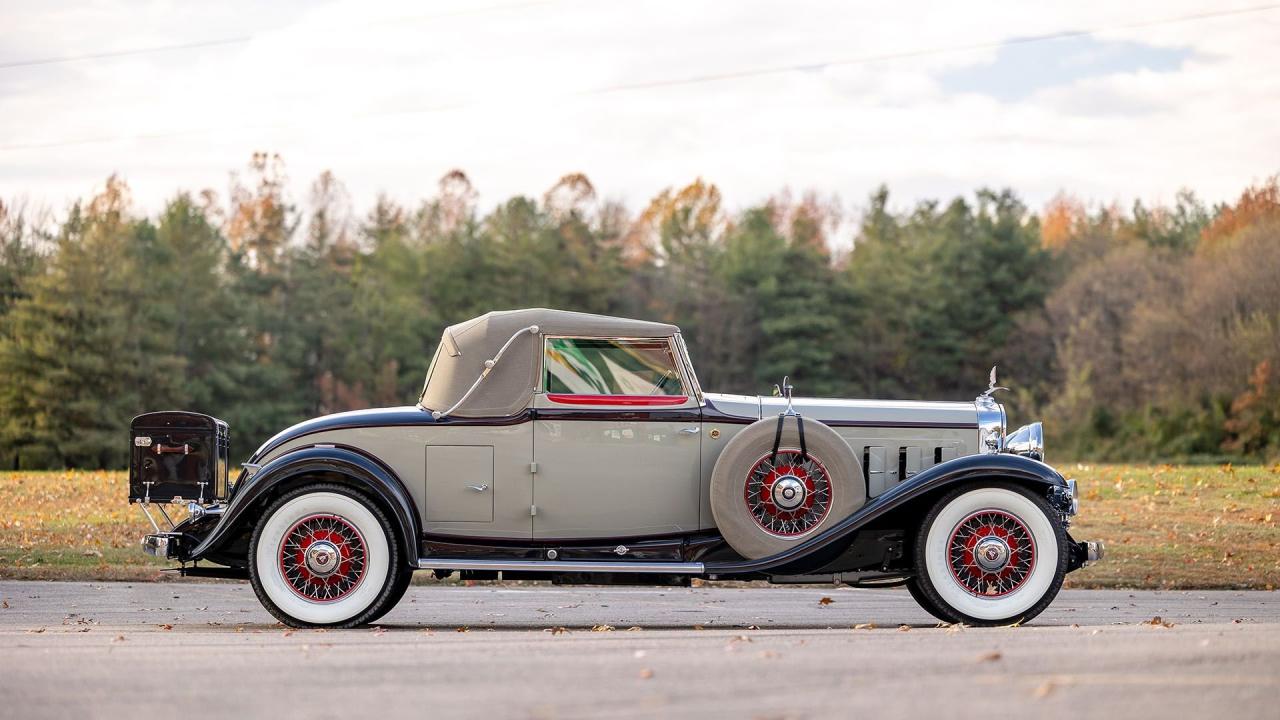 1931 Cadillac Series 452A V-16 Fleetwood Convertible Coupe