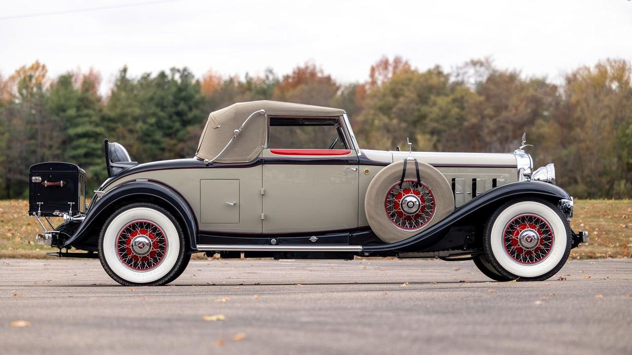 1931 Cadillac Series 452A V-16 Fleetwood Convertible Coupe