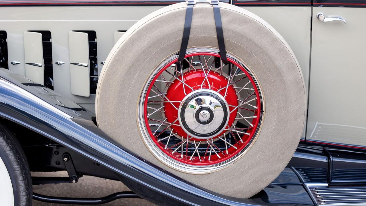 1931 Cadillac Series 452A V-16 Fleetwood Convertible Coupe