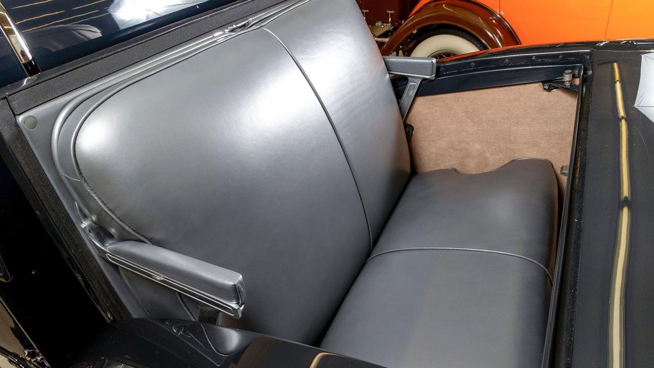 1931 Cadillac Series 452A V-16 Fleetwood Convertible Coupe