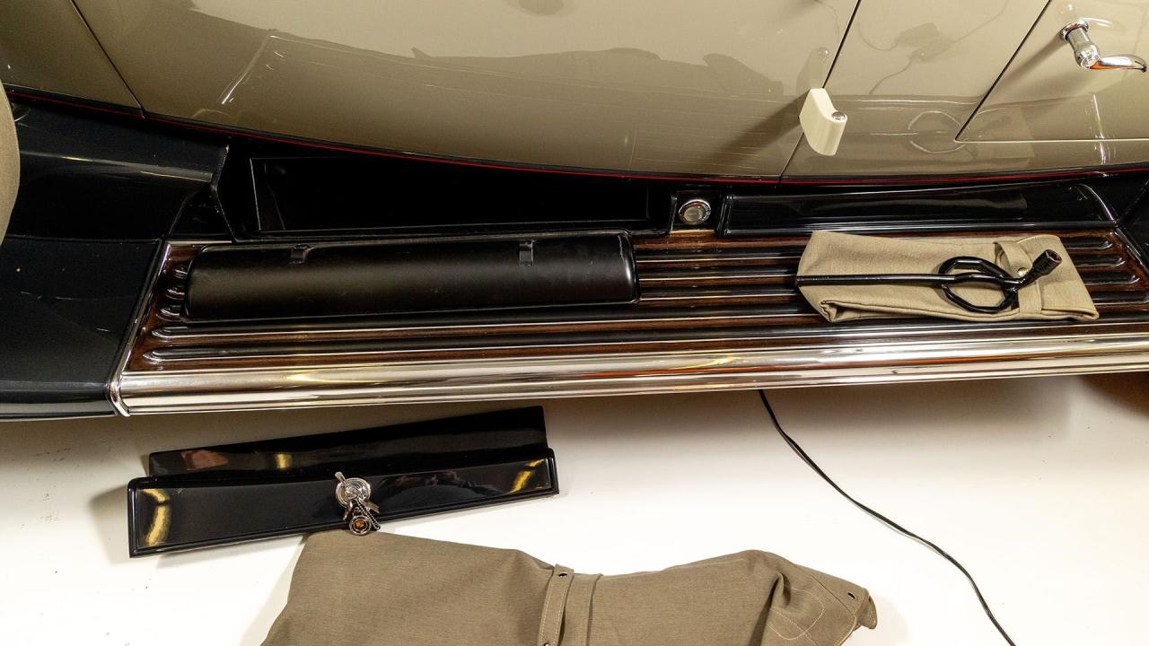 1931 Cadillac Series 452A V-16 Fleetwood Convertible Coupe