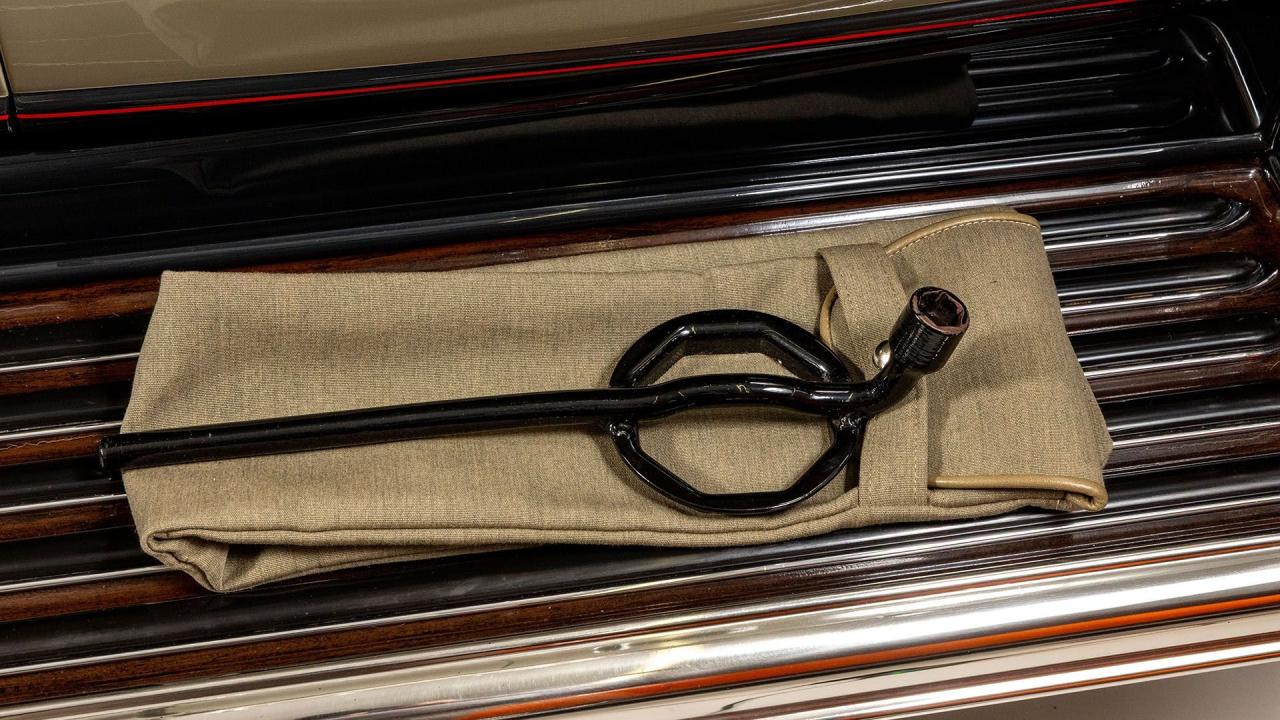 1931 Cadillac Series 452A V-16 Fleetwood Convertible Coupe