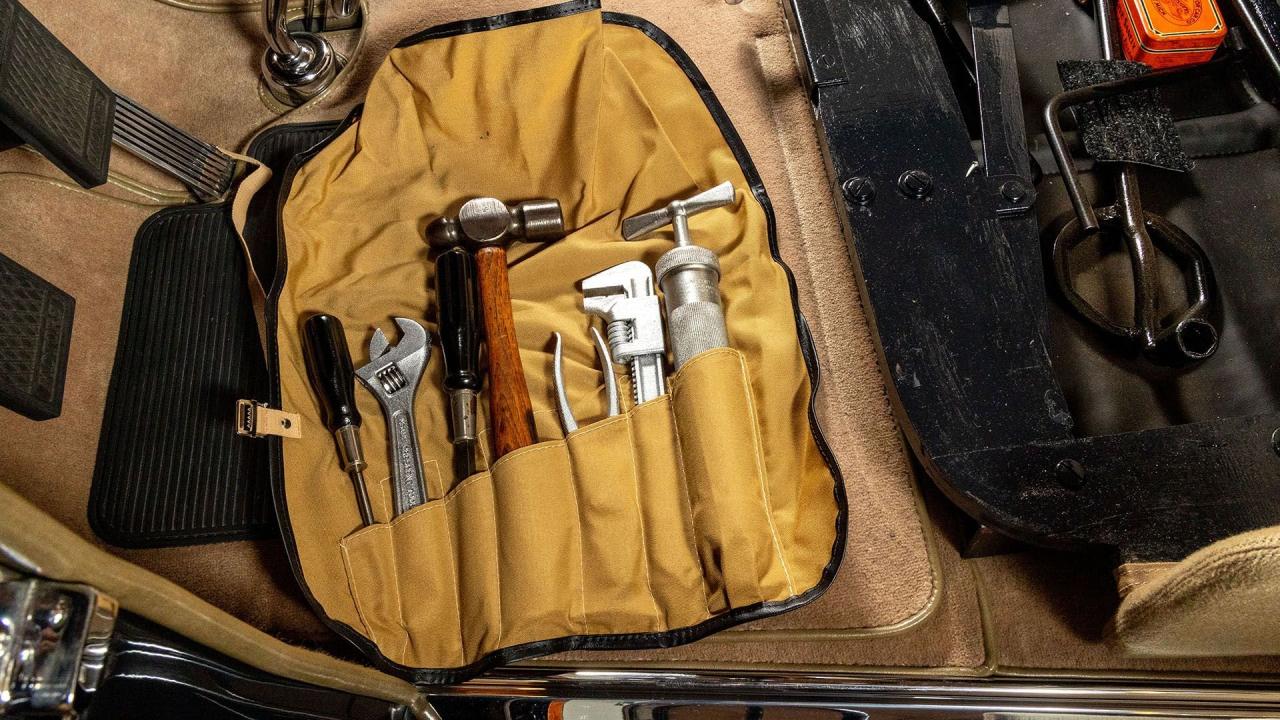 1931 Cadillac Series 452A V-16 Fleetwood Convertible Coupe