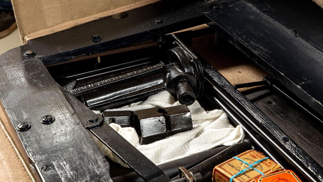 1931 Cadillac Series 452A V-16 Fleetwood Convertible Coupe