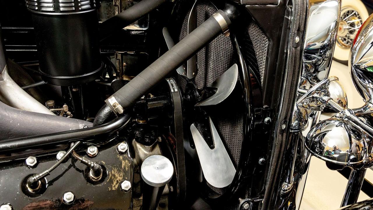 1933 LaSalle Series 345C V-8 Convertible Coupe