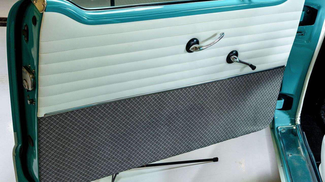 1960 Nash Metropolitan 1500 Convertible