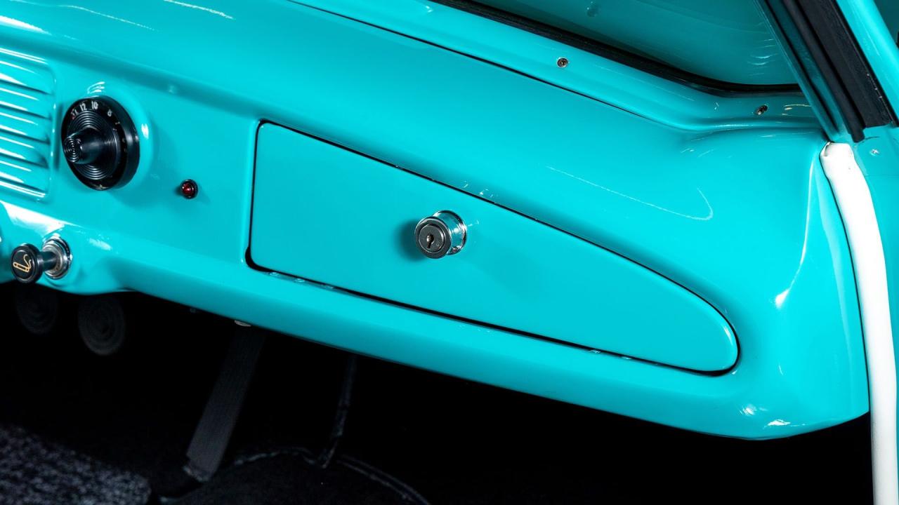 1960 Nash Metropolitan 1500 Convertible