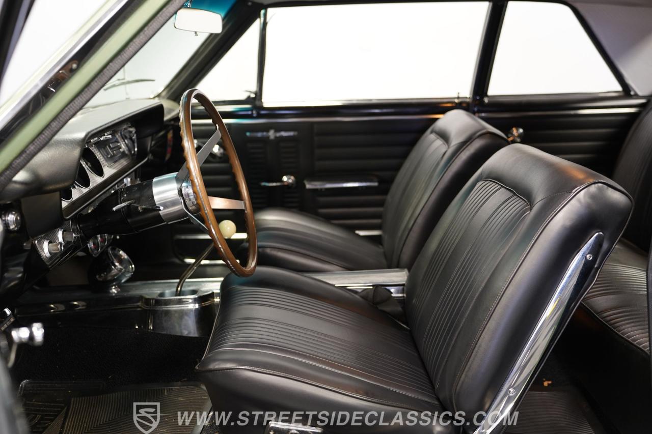 1964 Pontiac GTO Tri Power