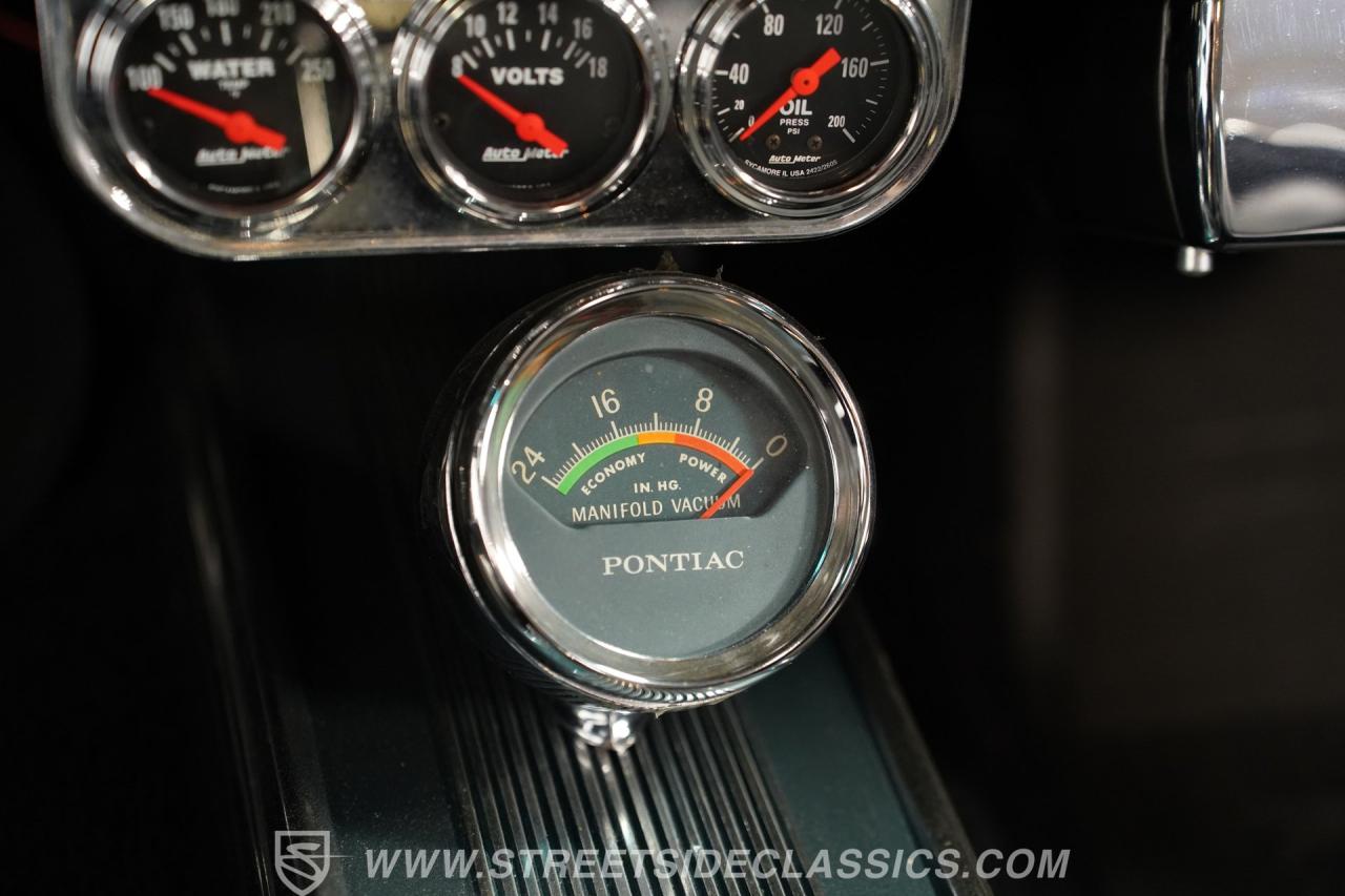 1964 Pontiac GTO Tri Power