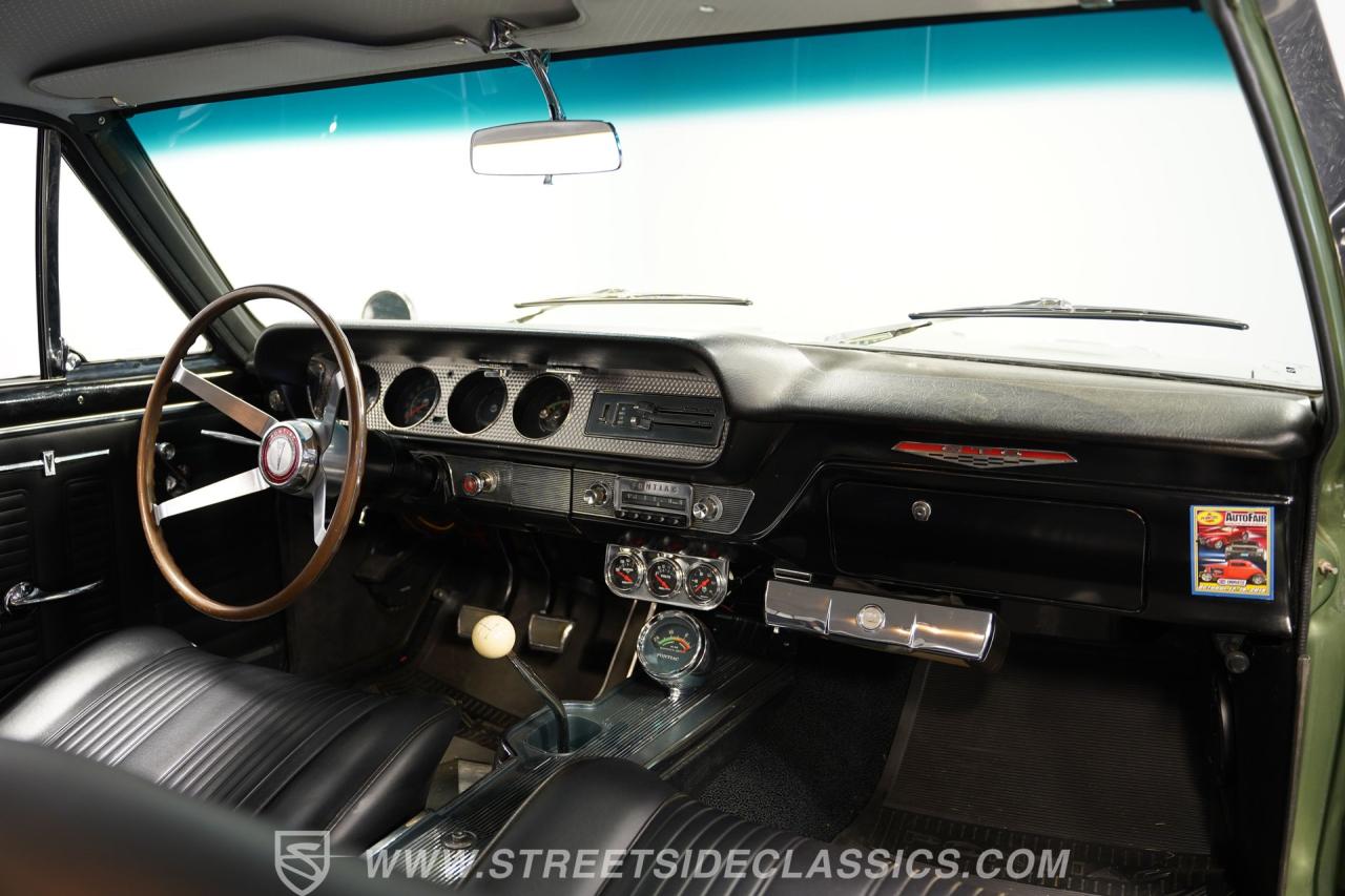 1964 Pontiac GTO Tri Power