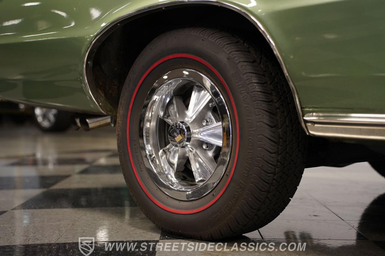 1964 Pontiac GTO Tri Power