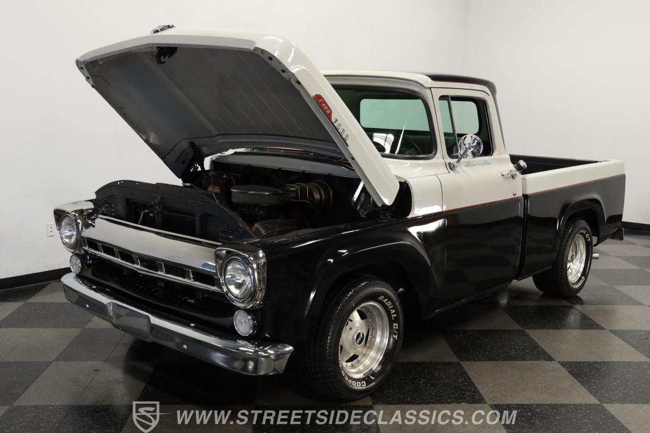 1957 Ford F-100