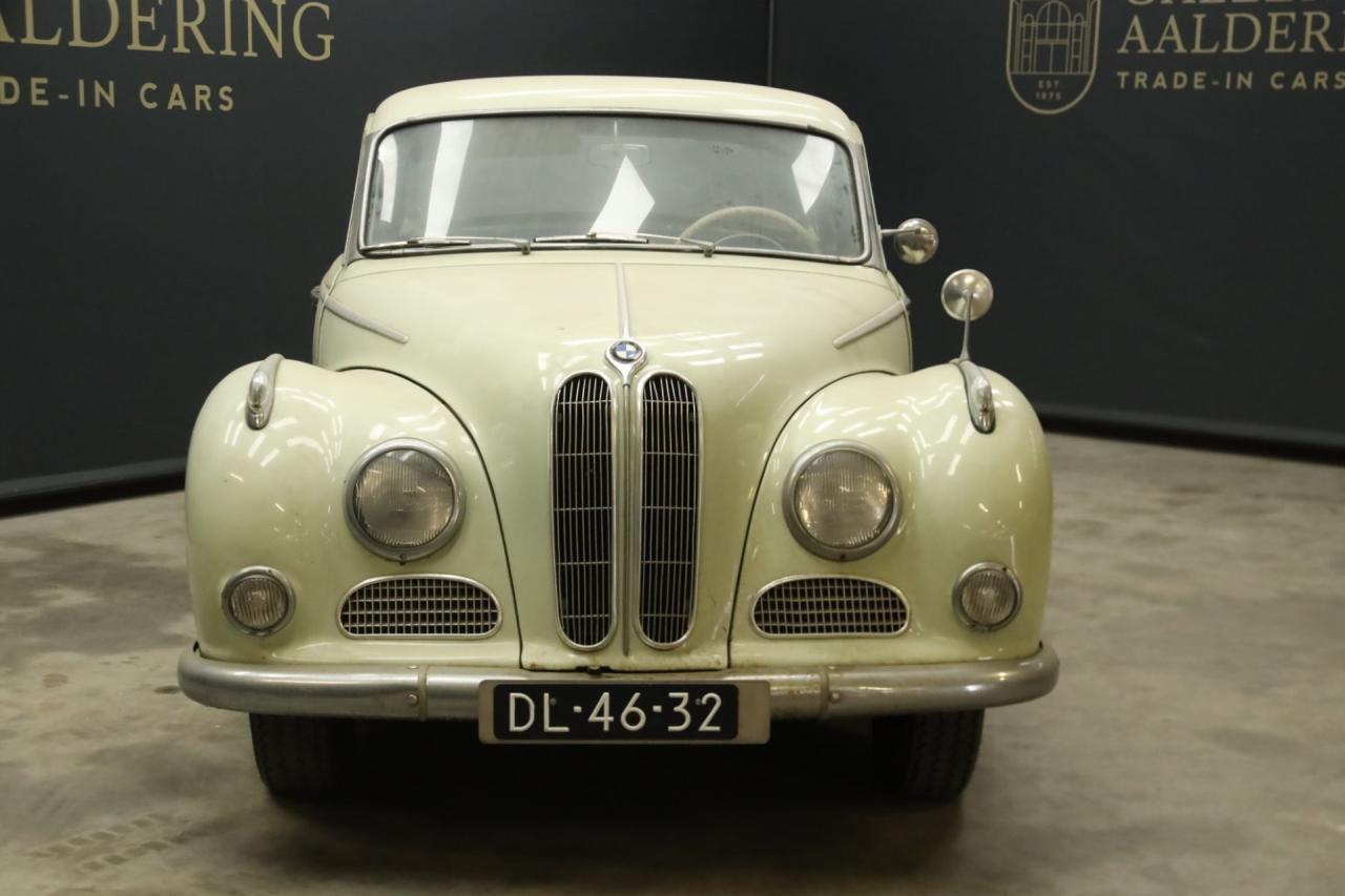 1956 BMW 502 V8 Sedan &ldquo;Barockengel&rdquo; Trade-in-car