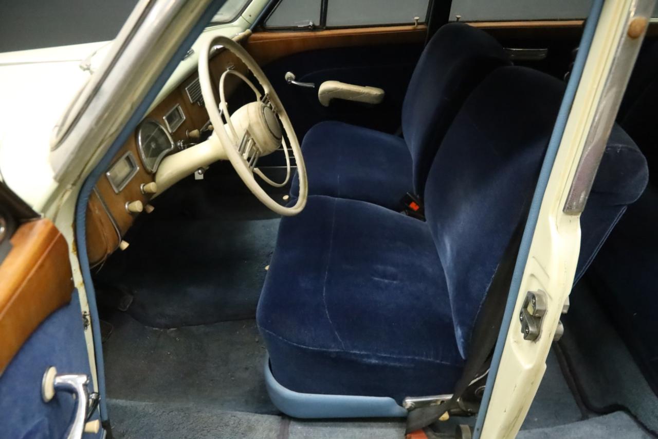 1956 BMW 502 V8 Sedan &ldquo;Barockengel&rdquo; Trade-in-car