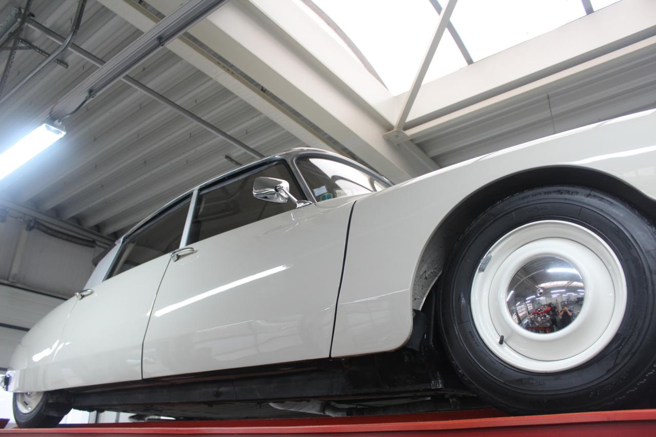 1971 Citro&euml;n Citro&euml;n ID19 DSpecial &ldquo;Poitiers history&rdquo;