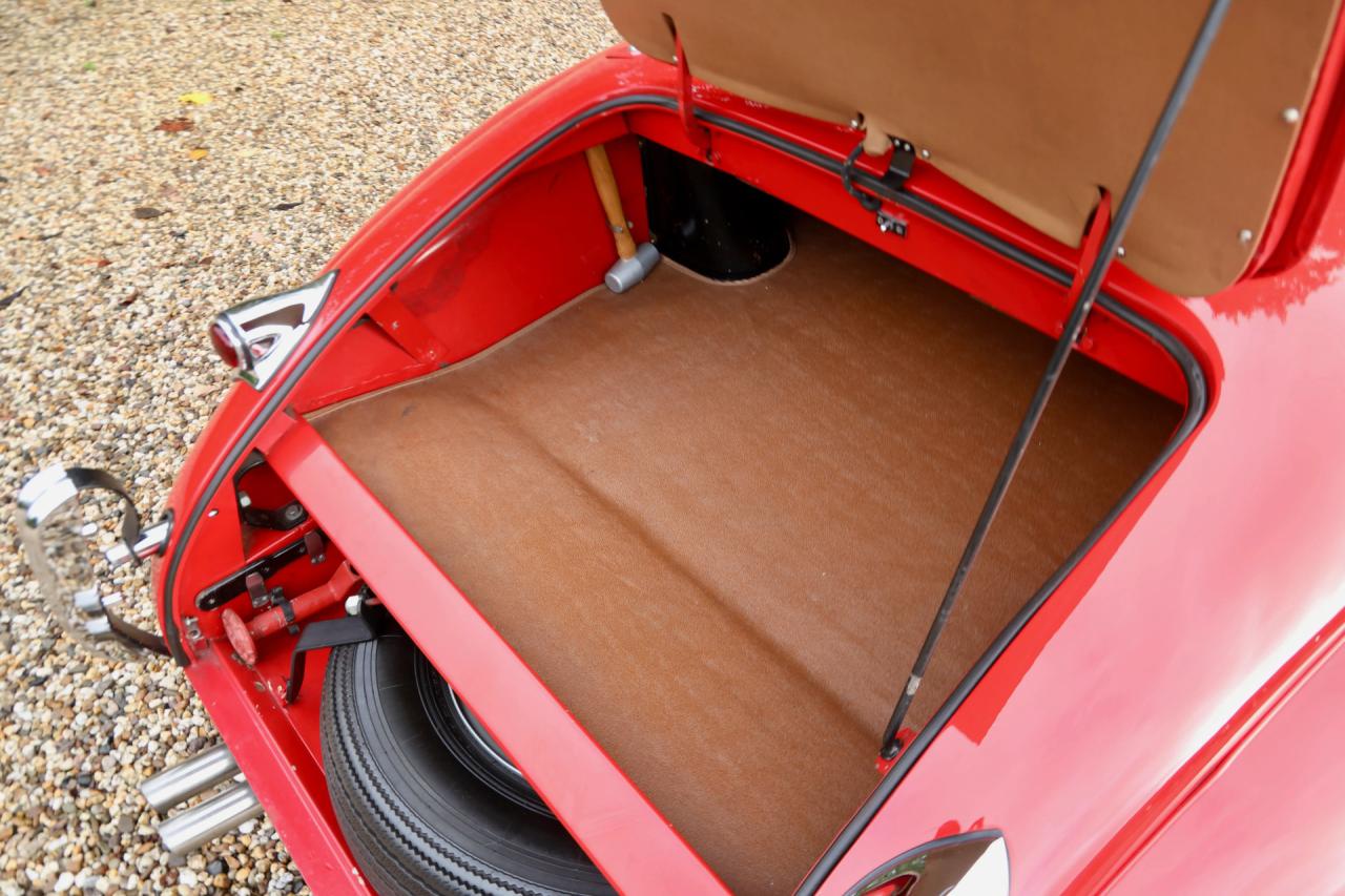 1954 Jaguar XK120 SE OTS &ldquo;Special Equipment&rdquo;