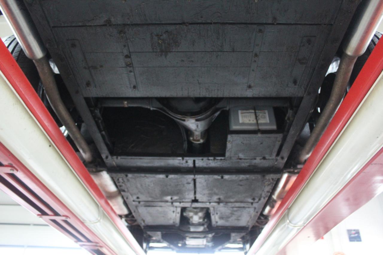 1998 Morgan Plus 8 4.6i &ldquo; in Lancia Blue&rdquo;