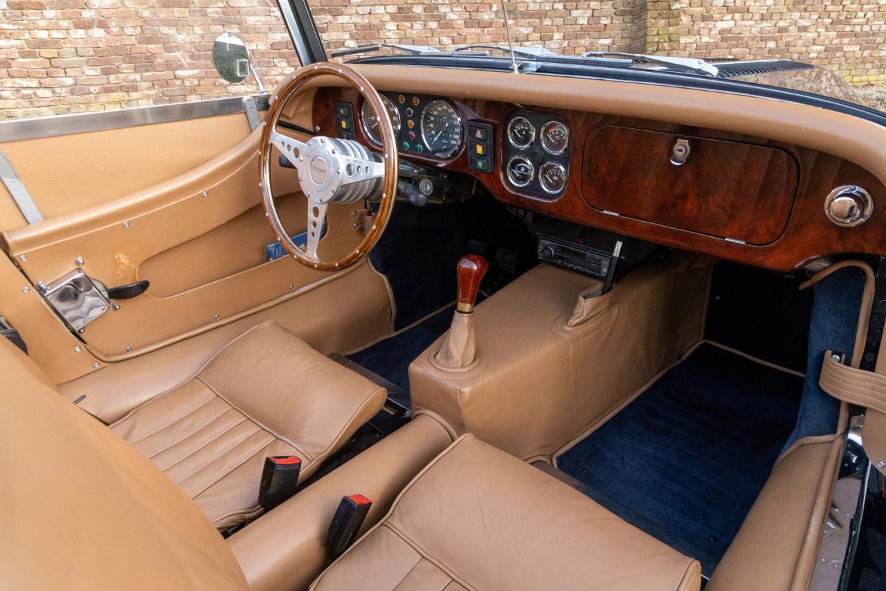 1998 Morgan Plus 8 4.6i &ldquo; in Lancia Blue&rdquo;