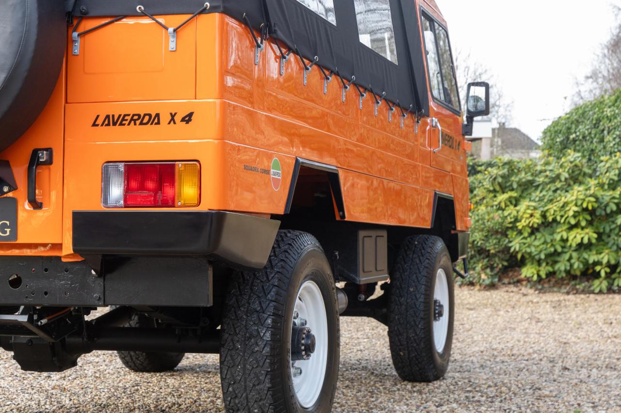 1985 Laverda X4 &ldquo;Civile - trasporto persone&rdquo;