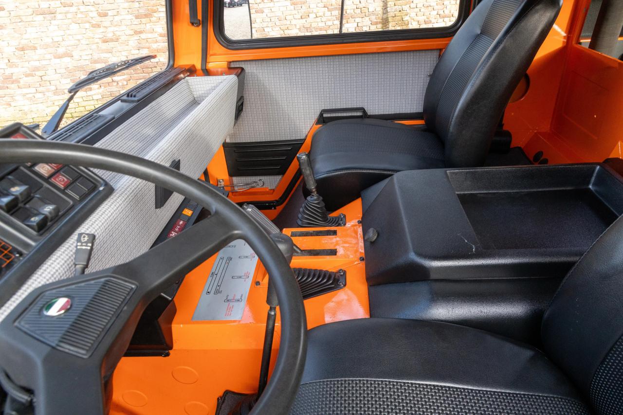 1985 Laverda X4 &ldquo;Civile - trasporto persone&rdquo;