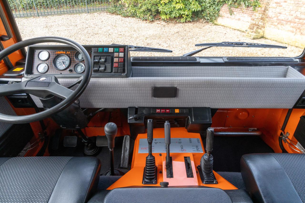 1985 Laverda X4 &ldquo;Civile - trasporto persone&rdquo;