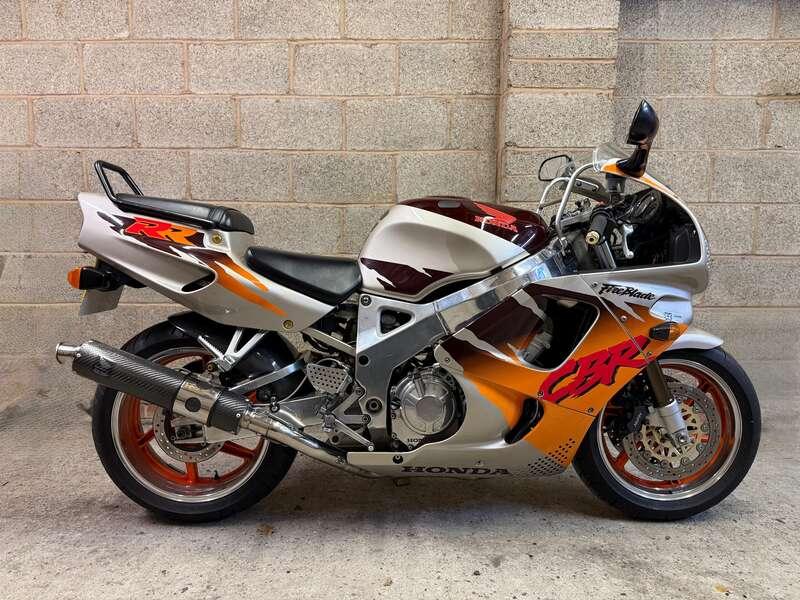 1995 Honda CBR900RR-T SC28 FIREBLADE