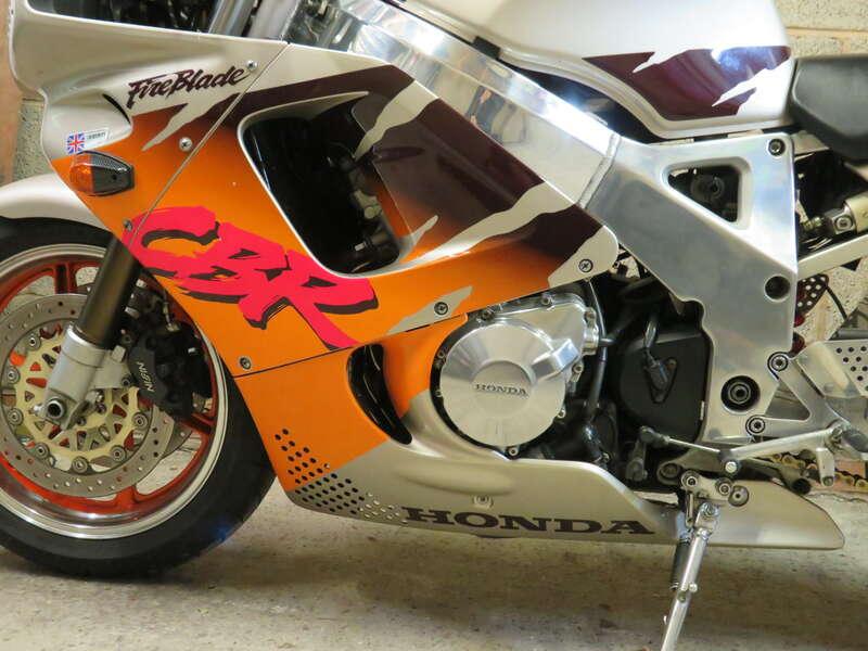 1995 Honda CBR900RR-T SC28 FIREBLADE