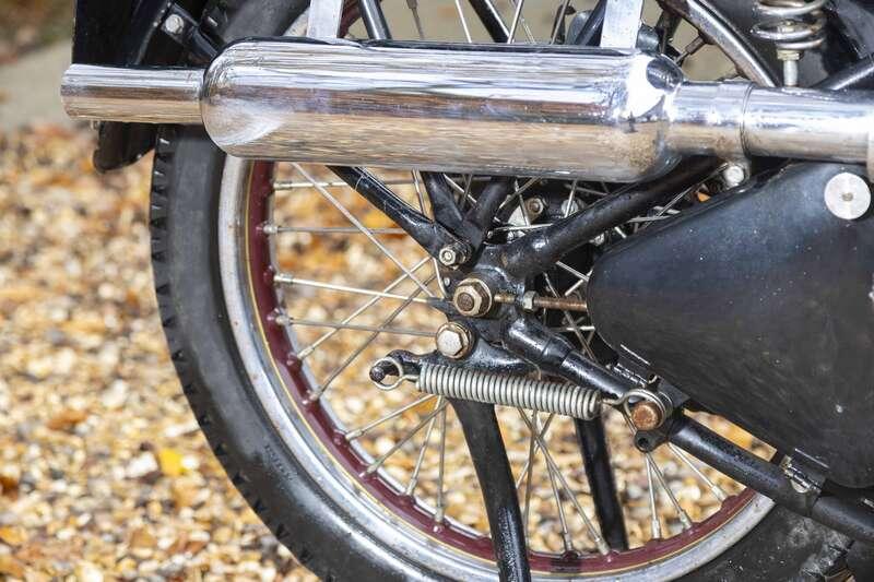 1938 Triumph TIGER 70 ZH DELUX